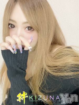 あお(27) 身長159cm、スリーサイズB86(C).W56.H84。甲府デリヘル 山梨デリヘル　絆　甲府店(ヤマナシデリヘル　キズナ　コウフテン)在籍。