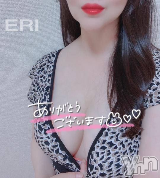 甲府デリヘル甲府人妻隊(コウフヒトヅマタイ) えり(50)の10月6日写メブログ「深夜のえりです❤️みたよ」