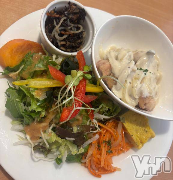 甲府デリヘル甲府人妻隊(コウフヒトヅマタイ)えり(50)の2025年12月19日写メブログ「おはよう♡えり」