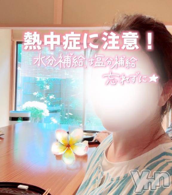 甲府デリヘル甲府人妻隊(コウフヒトヅマタイ)えり(50)の2026年8月4日写メブログ「えりです♥️」