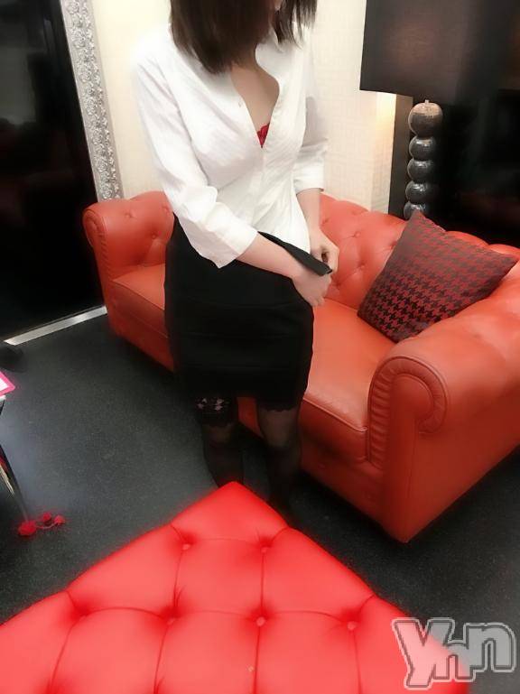 甲府デリヘル甲府人妻隊(コウフヒトヅマタイ)つきの(50)の2025年1月1日写メブログ「今年も宜しくお願い致します」