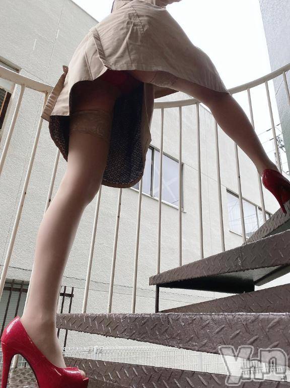 甲府デリヘル甲府人妻隊(コウフヒトヅマタイ)つきの(50)の2026年5月25日写メブログ「シュールな脱ぷん姿にびっくり(°∀°｡)」