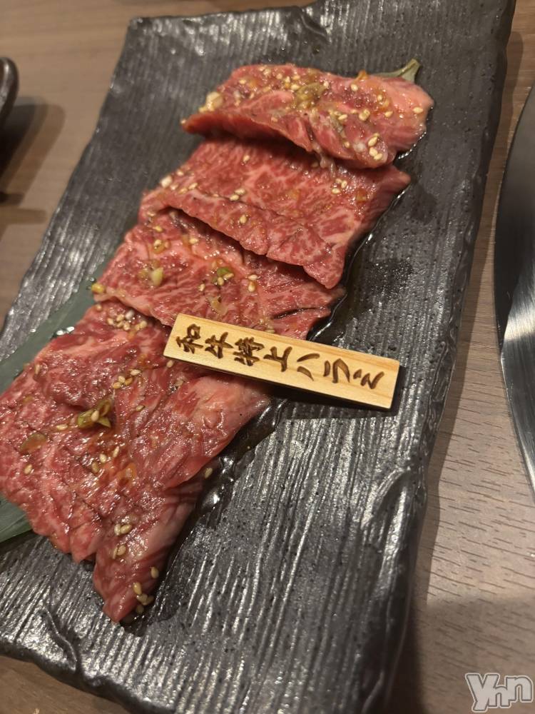 ���ܥ���Х��顦�����Cheriru(�������) �����ߤ�8��6���̥�֥�����🍖��