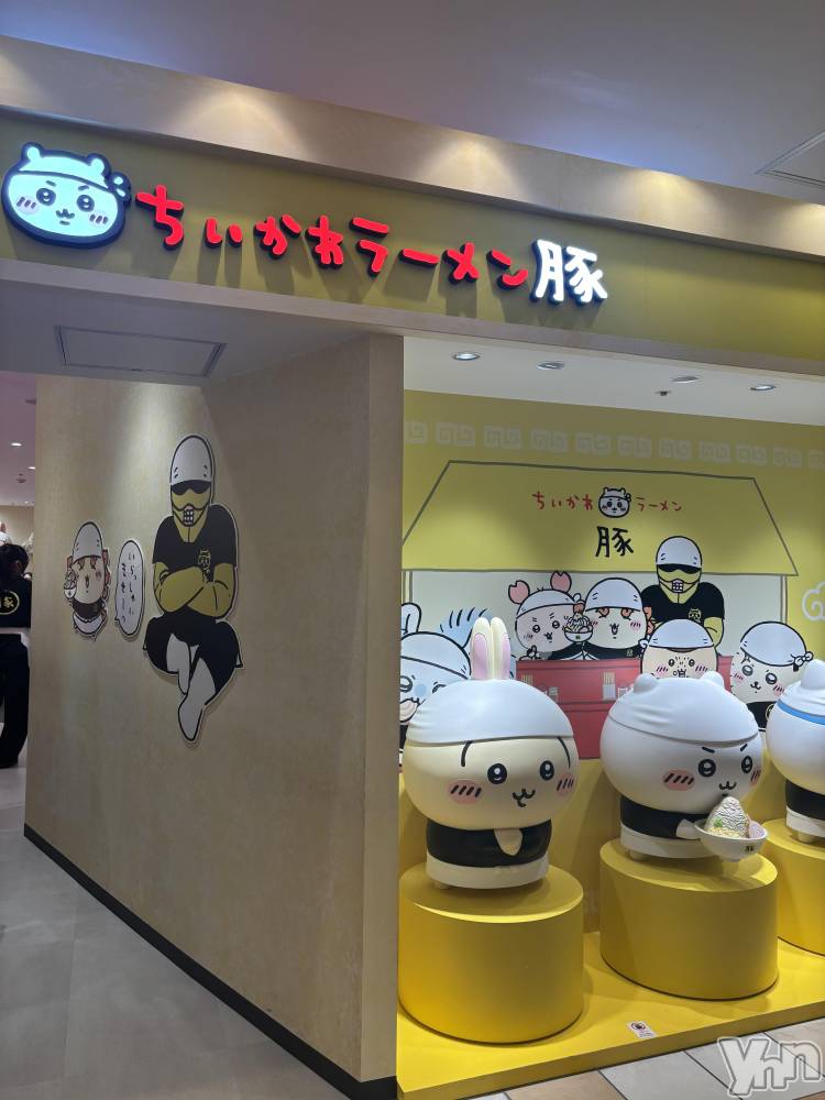 ���ܥ���Х��顦�����Cheriru(�������) �����ߤ�9��22���̥�֥�����🍜��