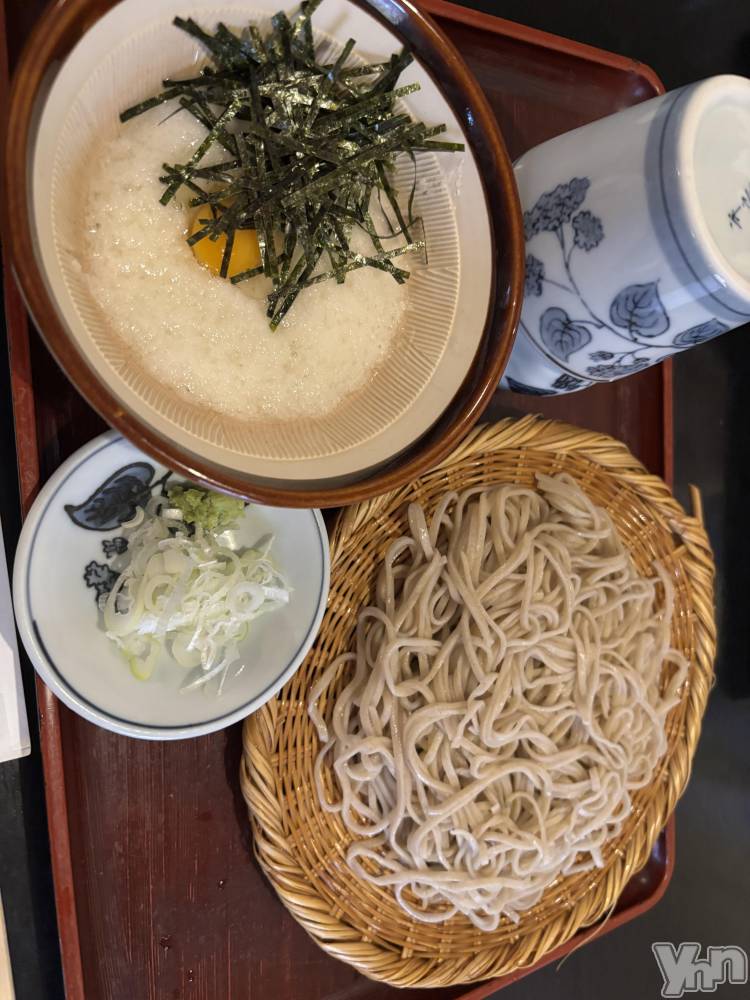 ���ܥ���Х��顦�����Cheriru(�������) �����ߤ�9��30���̥�֥�����🥚��