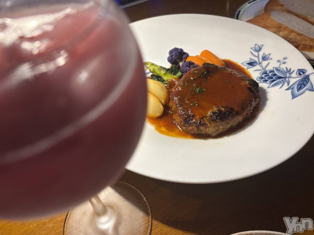 ���ܥ���Х��顦�����Cheriru(�������) �����ߤ�10��15���̥�֥�����🍇��