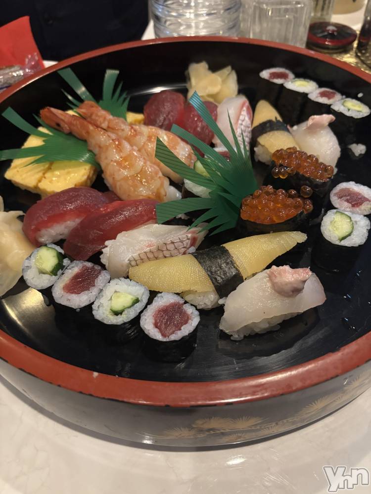 ���ܥ���Х��顦�����Cheriru(�������) �����ߤ�10��24���̥�֥�����🍣��