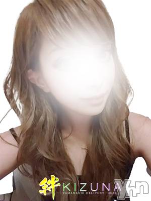 きら(26) 身長153cm、スリーサイズB86(D).W56.H82。甲府デリヘル 山梨デリヘル　絆　甲府店(ヤマナシデリヘル　キズナ　コウフテン)在籍。