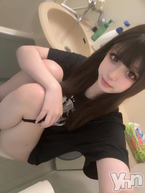 甲府ソープオレンジハウス かなめ(24)の11月11日写メブログ「まっくろくろすけ🩵」