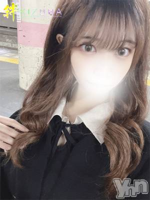 れいな(20) 身長159cm、スリーサイズB90(E).W56.H87。甲府デリヘル 山梨デリヘル　絆　甲府店(ヤマナシデリヘル　キズナ　コウフテン)在籍。