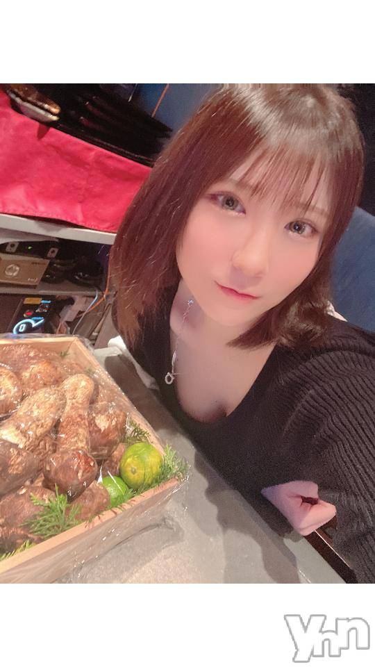 甲府ソープ石蹄(セキテイ)すずね(22)の2024年10月17日写メブログ「松茸パーチー❤️🍄❤️」