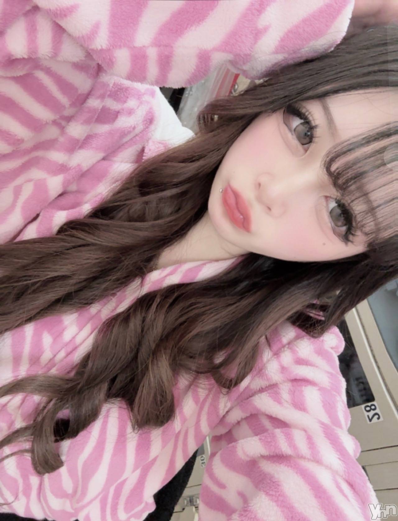 ���ܥ���Х��顦�����Entertainment Club HANA��BUSA(���󥿡��ƥ����ȥ���֡��ϥʥ֥�) ��2025ǯ12��3���̥�֥�����˺ǯ��ǰ��ߤ��Ƥ�♡♡��