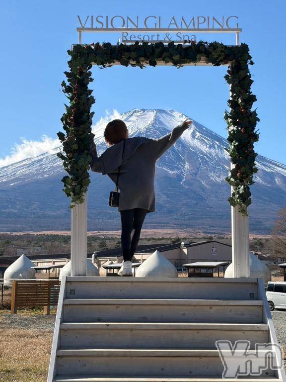 甲府ソープ石蹄(セキテイ) しゅり(28)の12月16日写メブログ「次に会えるのは1/8(木)🗓️💗」