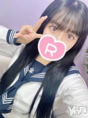 甲府ソープオレンジハウス れいか(23)の10月7日写メブログ「待ってるねん🤍」