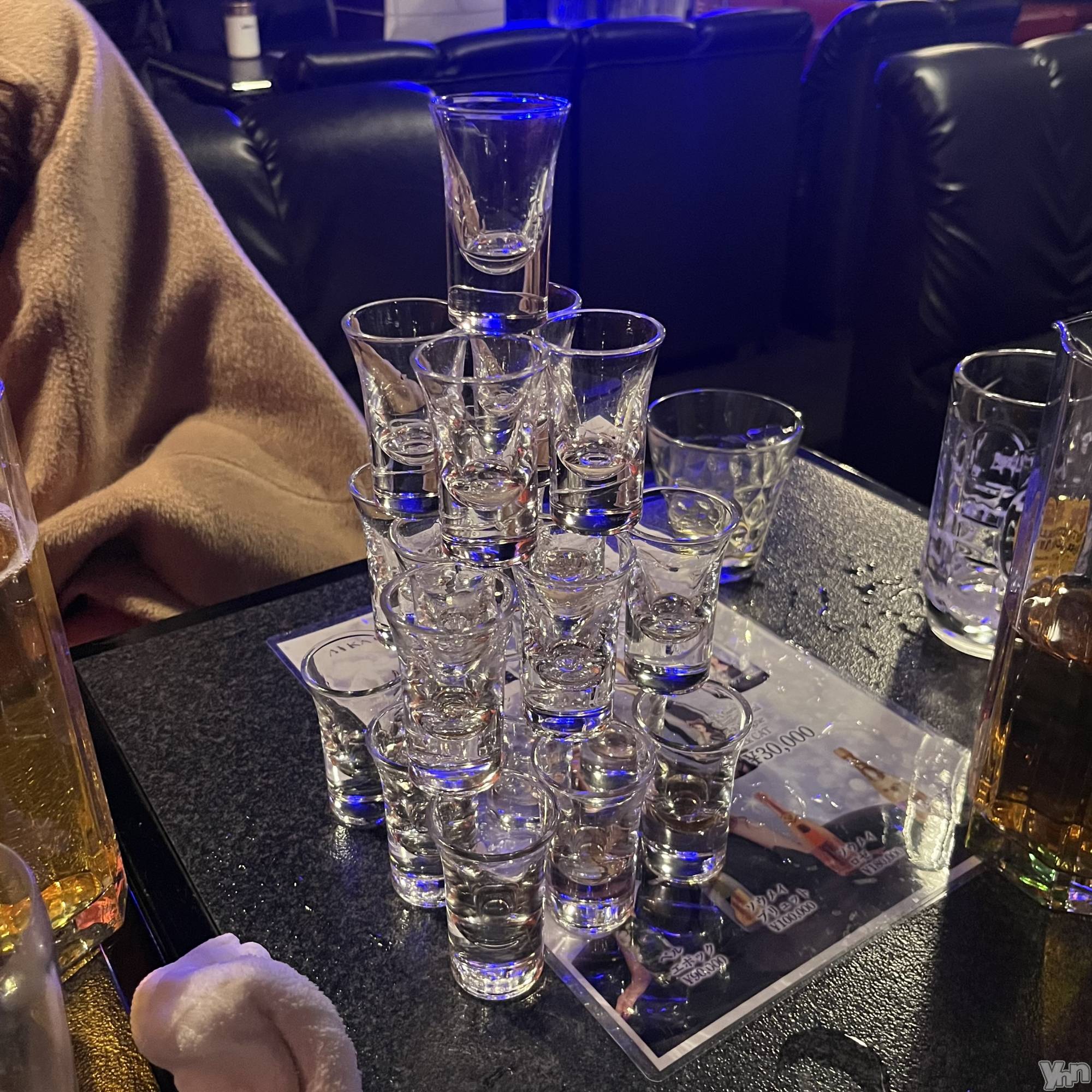 ���ܥ���Х��顦�����CLUB HEARTS(����֥ϡ���) ��2025ǯ12��19���̥�֥����֎����ݡ�