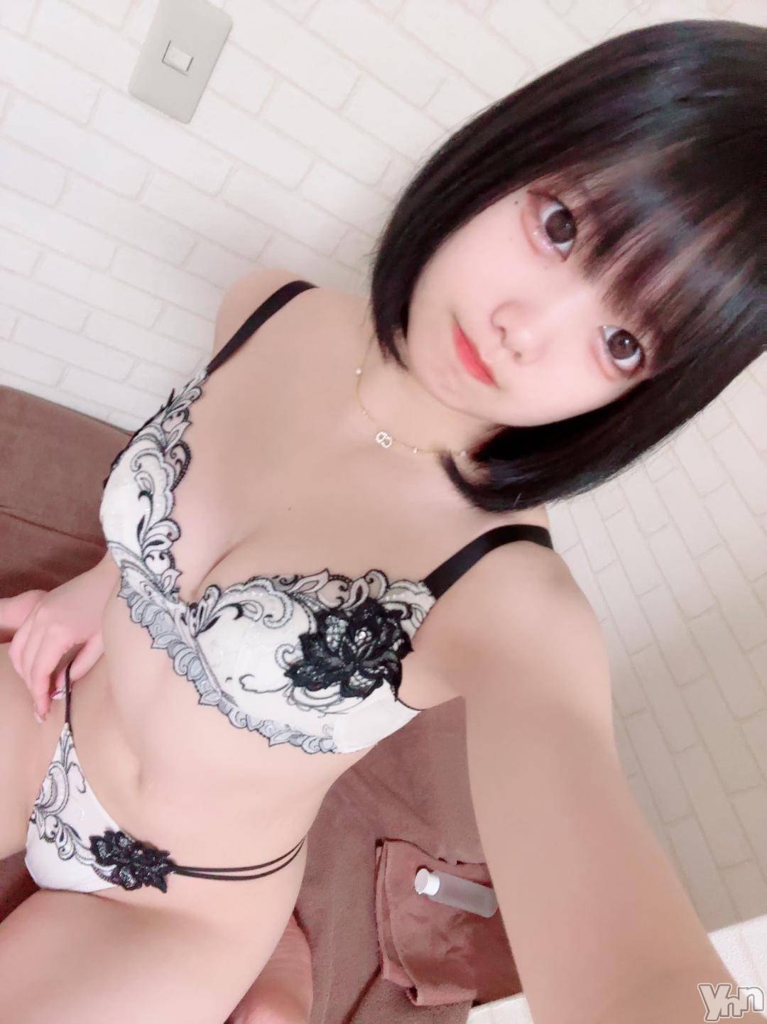 甲府ソープ石蹄(セキテイ)ほの(19)の2024年11月6日写メブログ「新入りの🖤」