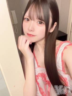 まみな(23) 身長157cm、スリーサイズB86(E).W56.H83。甲府ソープ オレンジハウス在籍。