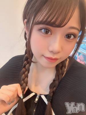 ちゆ(19) 身長155cm、スリーサイズB90(G以上).W57.H85。甲府ソープ オレンジハウス在籍。