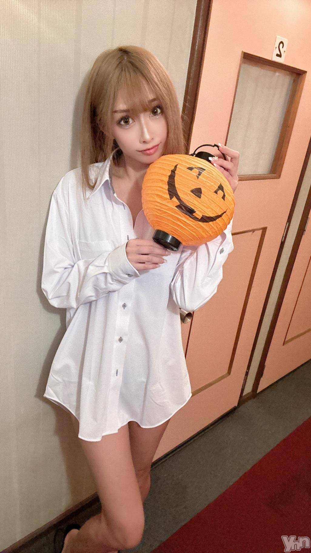 石和ソープ石和クリスタル(イサワクリスタル)なお(29)の2024年10月22日写メブログ「夜からもお願いね🎶」