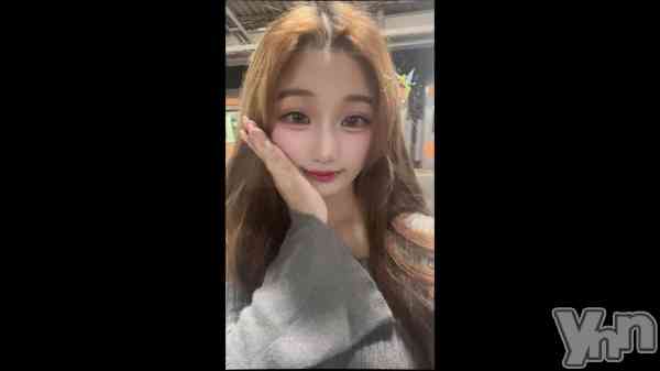 &#x1F487;&#x1F3FB;&#x200D;&#xFE0F;&#x1F926;&#x1F3FB;&#x200D;&#xFE0F;