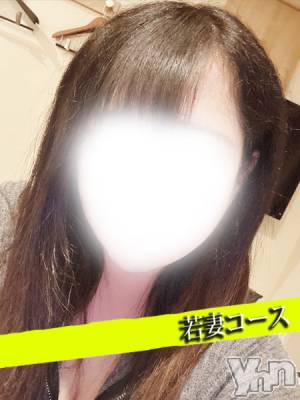 なつか(20) 身長153cm、スリーサイズB88(E).W63.H89。甲府デリヘル 甲府人妻隊(コウフヒトヅマタイ)在籍。