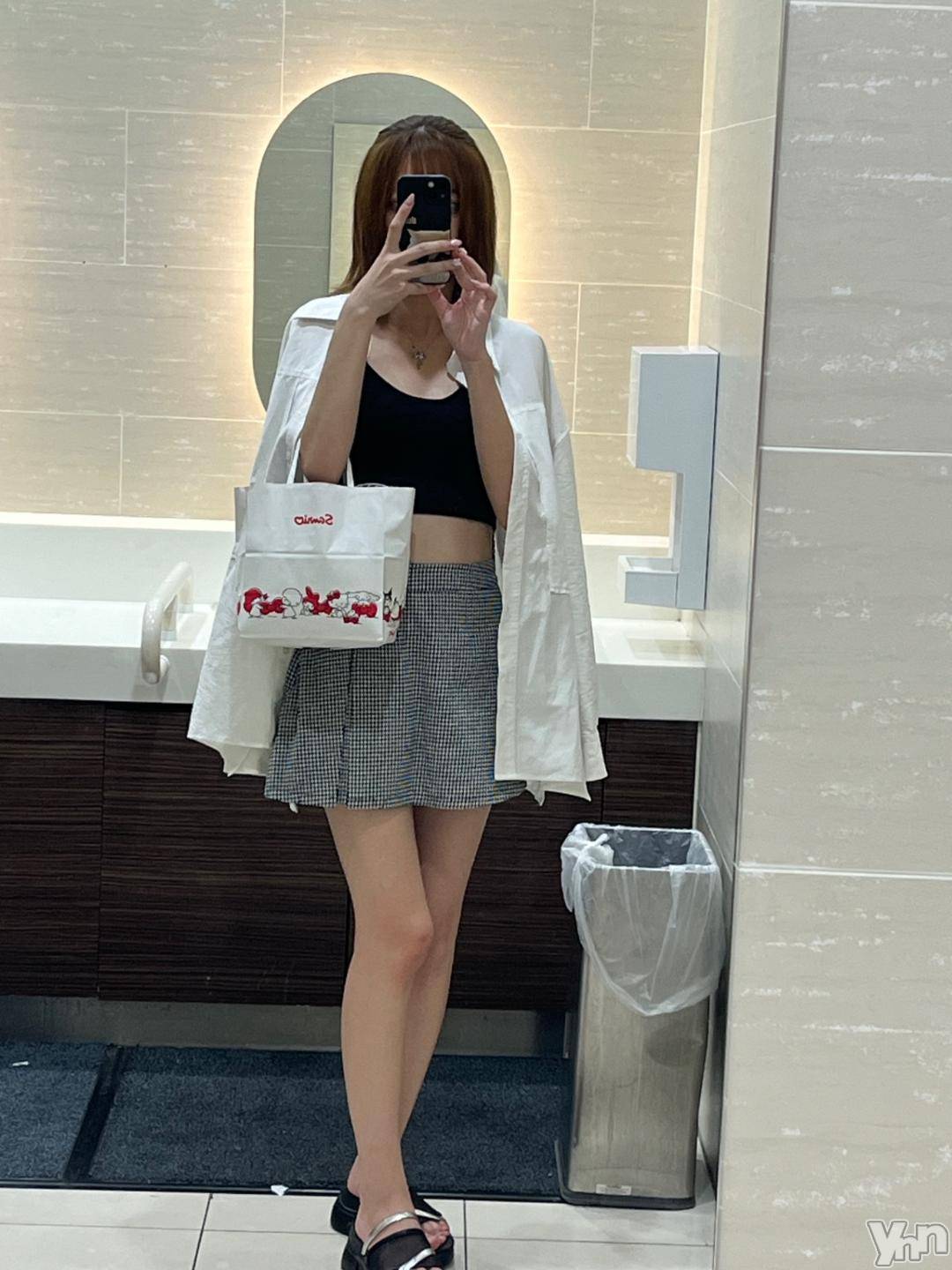 甲府ソープオレンジハウスみつ(25)の2024年12月1日写メブログ「🎀おはよう」