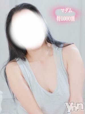 ひろみ(48) 身長156cm、スリーサイズB85(C).W58.H90。甲府デリヘル 甲府人妻デリヘル倶楽部(コウフヒトヅマデリヘルクラブ)在籍。