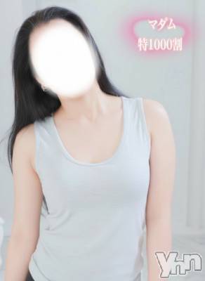 ひろみ(48) 身長156cm、スリーサイズB85(C).W58.H90。甲府デリヘル 甲府人妻デリヘル倶楽部(コウフヒトヅマデリヘルクラブ)在籍。