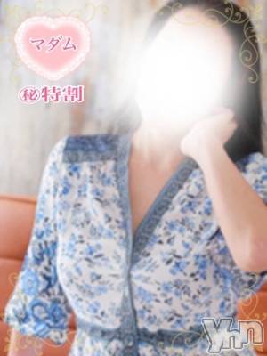 ひろみ(48) 身長156cm、スリーサイズB85(C).W58.H90。甲府デリヘル 甲府人妻デリヘル倶楽部(コウフヒトヅマデリヘルクラブ)在籍。