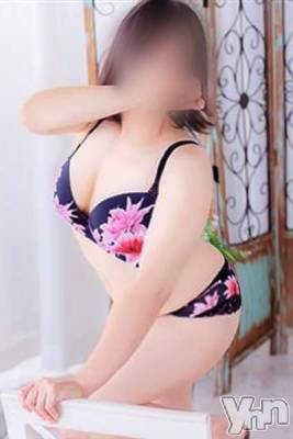 かずこスリー(45) 身長158cm、スリーサイズB89(D).W69.H90。甲府デリヘル Three＆Men’s Spa 甲府(スリー＆メンズスパ コウフ)在籍。