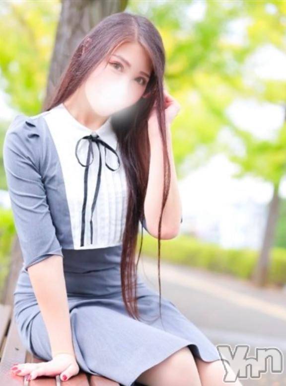 甲府デリヘル甲府人妻城(コウフヒトヅマジョウ)ひまり(32)の2025年4月8日写メブログ「待てるよぉん🥰🌸✨」