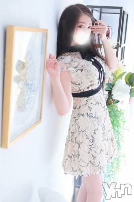 ひまり(32) 身長170cm、スリーサイズB87(F).W58.H89。甲府デリヘル 甲府人妻城(コウフヒトヅマジョウ)在籍。