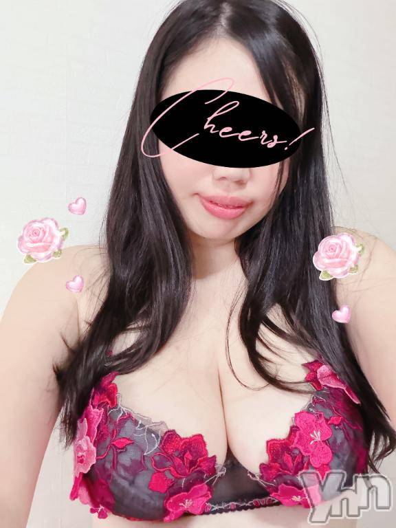 甲府デリヘル甲府人妻城(コウフヒトヅマジョウ) りおな(30)の8月4日写メブログ「今日と明日出勤💋💗🙇🏻‍♀️」