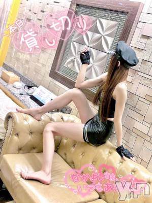 甲府デリヘル 甲府人妻城(コウフヒトヅマジョウ) こころ(31)の5月19日写メブログ「本日と明日🈵貸し切り⚜️‎🤍」