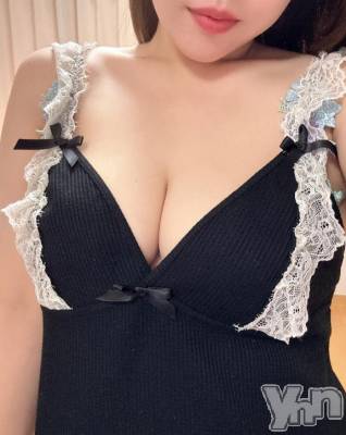 甲府デリヘル 甲府人妻城(コウフヒトヅマジョウ) ななせ(27)の12月4日写メブログ「出勤だよ🧚🏻‍♀️✨」