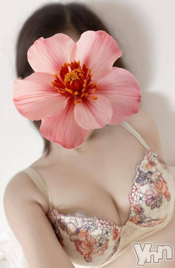 甲府人妻デリヘル甲府人妻城(コウフヒトヅマジョウ) あすな(29)の8月4日写メブログ「退勤です∠('ω')／」