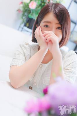 あすな(29) 身長150cm、スリーサイズB88(E).W59.H87。甲府人妻デリヘル 甲府人妻城(コウフヒトヅマジョウ)在籍。