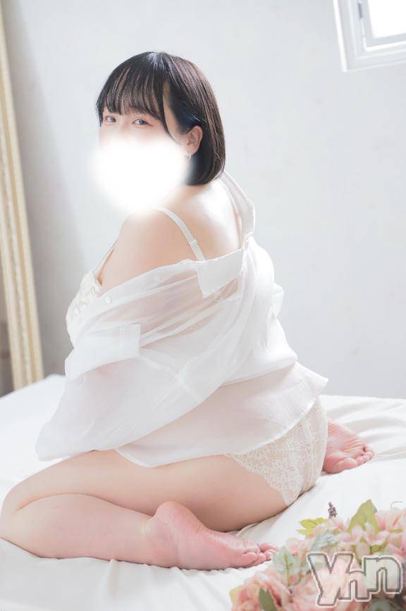 甲府デリヘル甲府人妻城(コウフヒトヅマジョウ)うた(28)の2026年7月1日写メブログ「🌞🌴🌺✨7月start🌻✨」