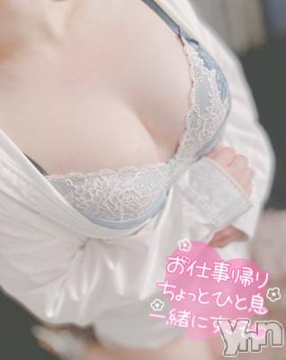 甲府デリヘル 甲府人妻城(コウフヒトヅマジョウ) ななみ(26)の8月18日写メブログ「お盆明けも元気に🤭」