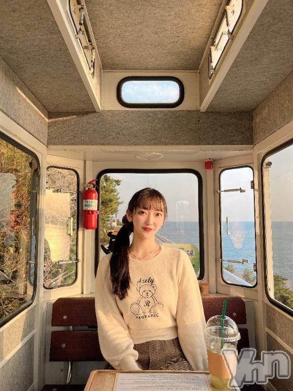 甲府ソープオレンジハウスあい(24)の2025年12月19日写メブログ「うるうるッ🤍」