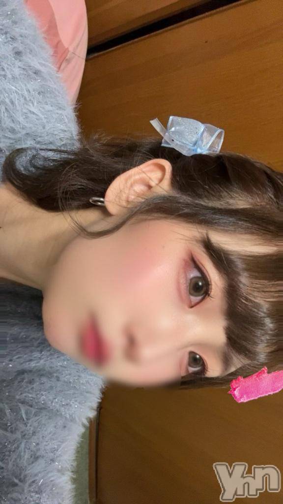 甲府ソープオレンジハウスひな(26)の2025年4月18日写メブログ「花粉…まだ流行ってんか？」