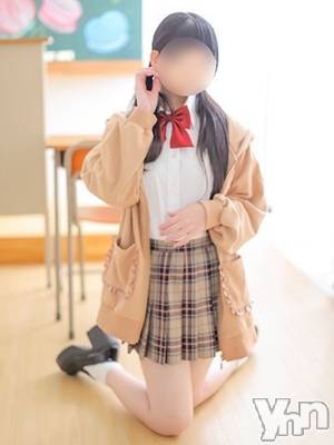 かんな(21) 身長158cm、スリーサイズB87(E).W57.H86。甲府デリヘル LOVE CLOVER(ラブクローバー)在籍。