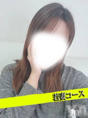 新人さと(20) 身長158cm、スリーサイズB85(C).W58.H86。甲府デリヘル 甲府人妻隊(コウフヒトヅマタイ)在籍。