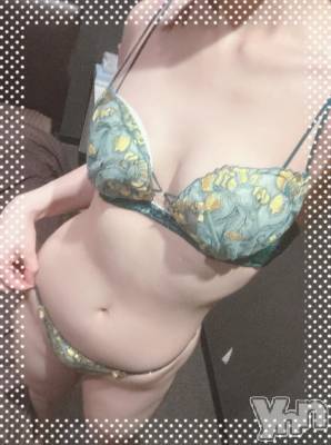 甲府ソープ BARUBORA(バルボラ) しぐれ(25)の6月19日写メブログ「出勤2日目♡来月からどうしようかなあ.....」