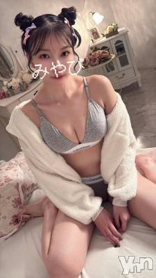 甲府ソープ BARUBORA(バルボラ) みやび(25)の11月22日写メブログ「12月の出勤予定🥹」