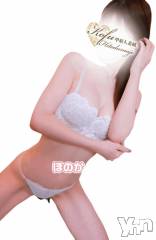 甲府デリヘル甲府人妻城(コウフヒトヅマジョウ) ほのか(32)の5月15日写メブログ「16日土曜日の出勤は🥰🌱」