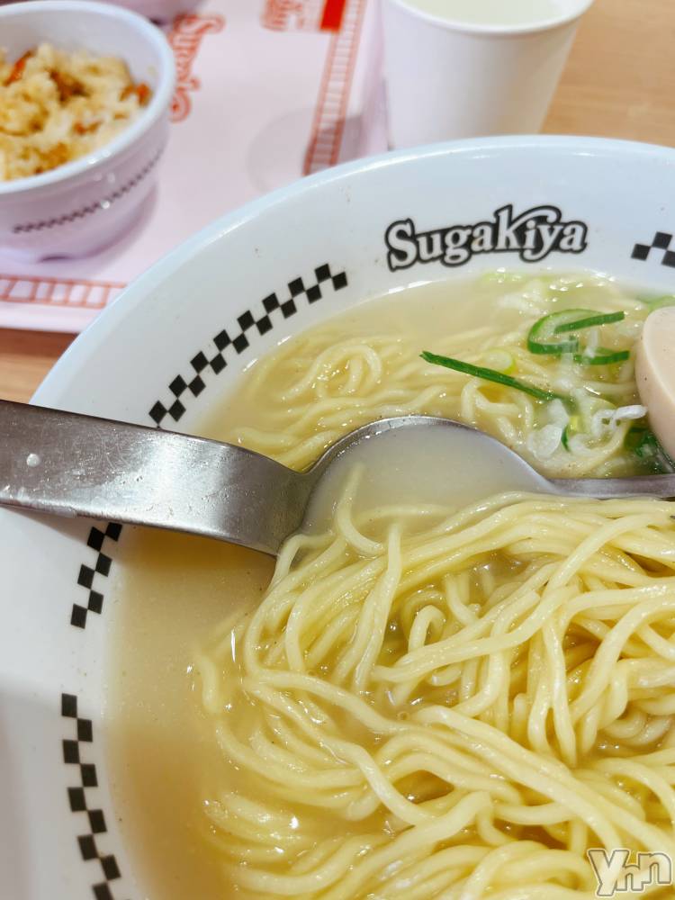 ���ܥ���Х��顦�����BRILLAR(�֥ꥸ�㡼��) �ʤʤߤ�9��15���̥�֥�����🍜��