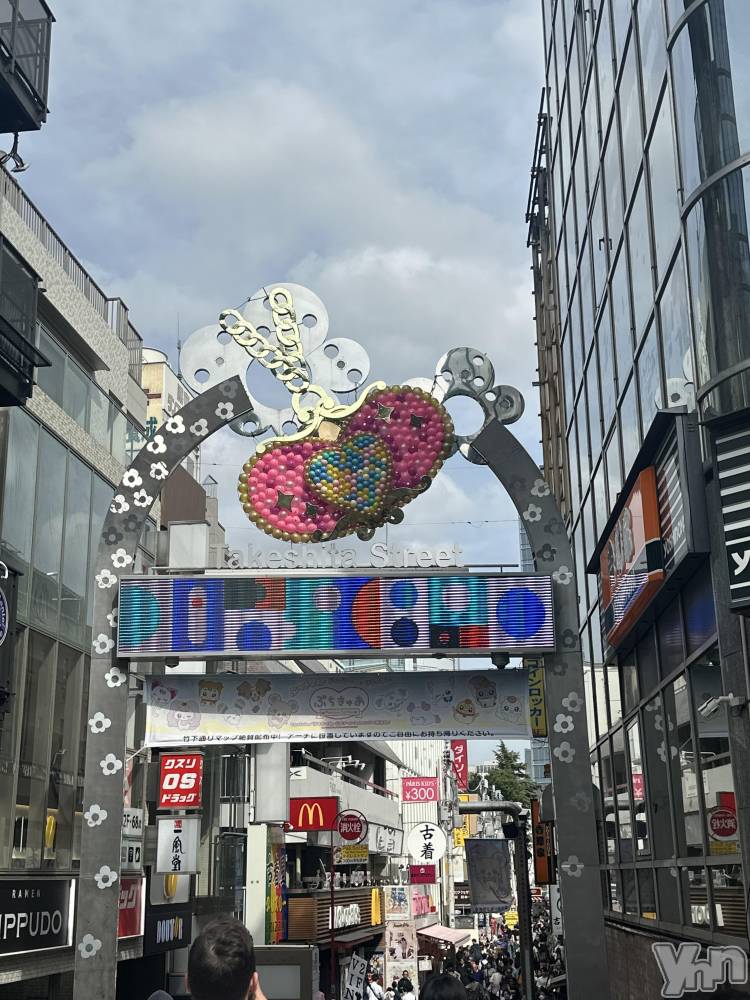 ���ܥ���Х��顦�����BRILLAR(�֥ꥸ�㡼��) �ˤ���4��26���̥�֥����������