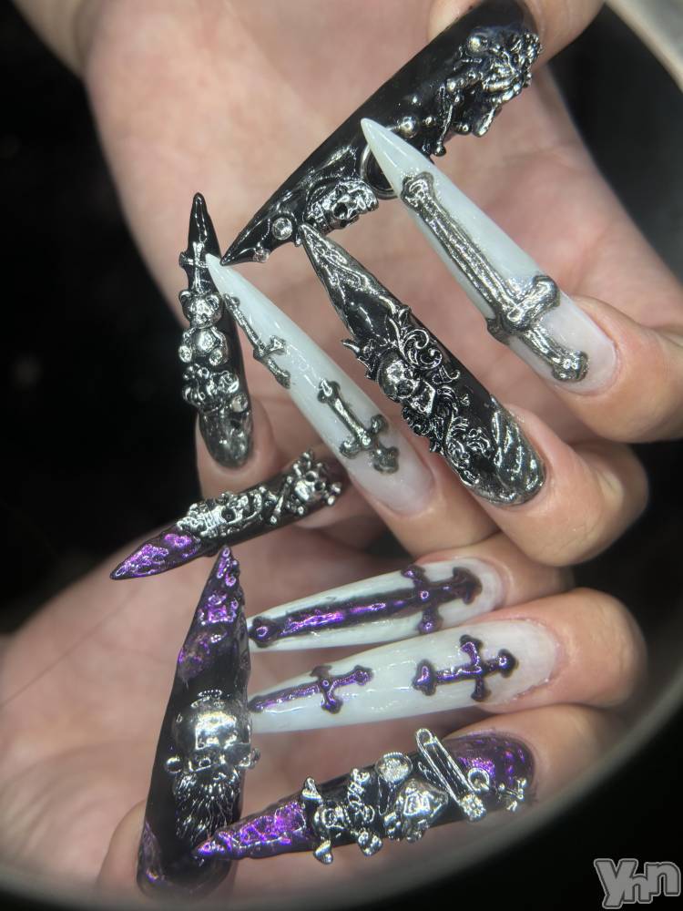 ���ܥ���Х��顦�����BRILLAR(�֥ꥸ�㡼��) �줢��4��23���̥�֥����֤���Ф�ϡ�