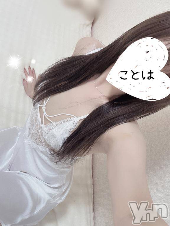 甲府デリヘル甲府人妻城(コウフヒトヅマジョウ)ことは(30)の2026年10月8日写メブログ「🍏懐かしい☆*:.｡. 」